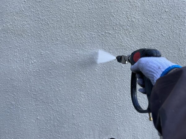 浜松市にて戸建住宅の塀塗装のご依頼！